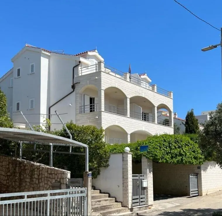 Villa Marta Apartmani Trogir 0*,  Croatia