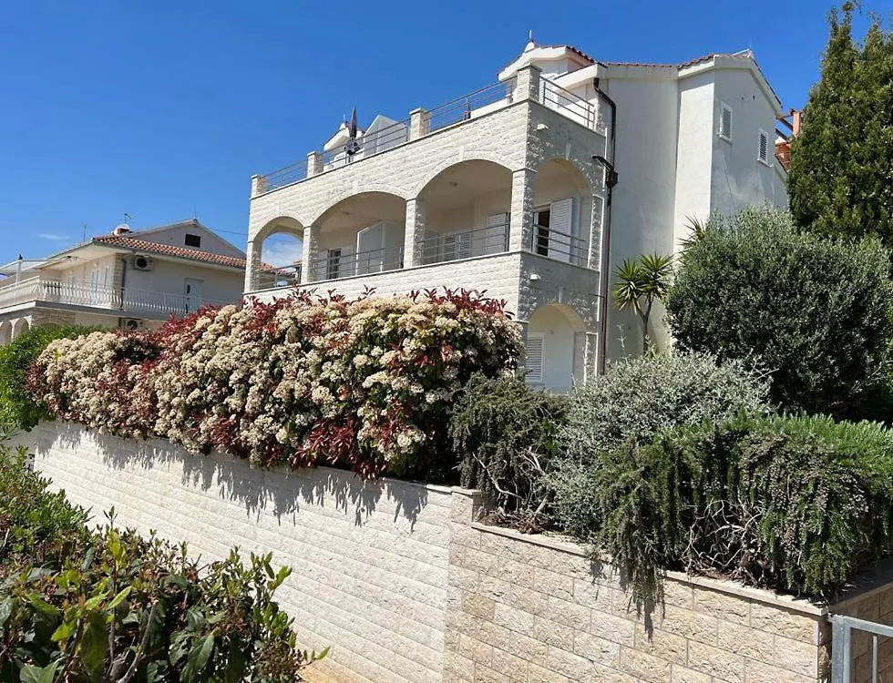 Villa Marta Apartmani Trogir