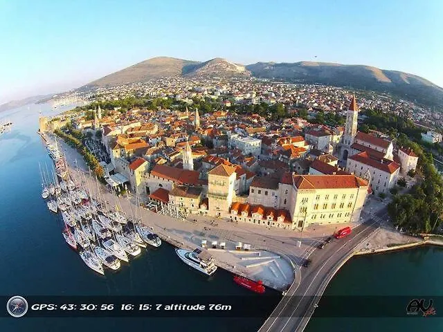 Villa Marta Apartmani Trogir Croatia